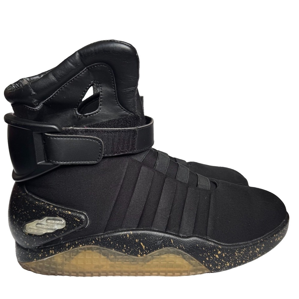 Original High Quality Three Mode USB Charging LED High Top Basketball Sneakers